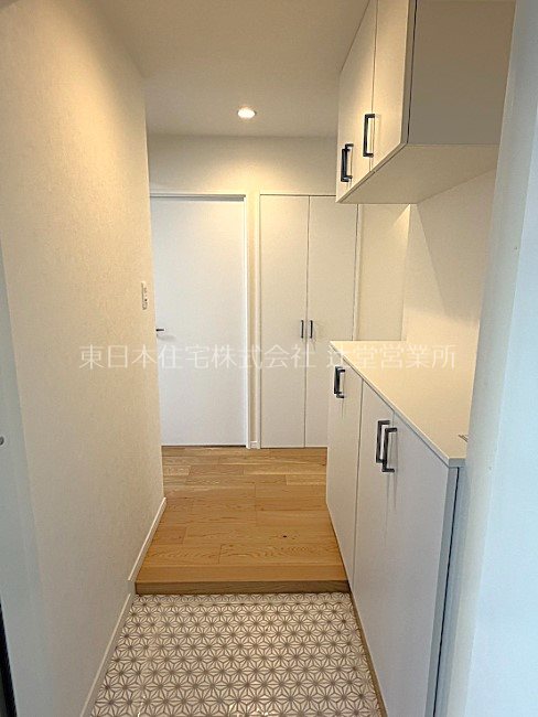 羽根沢第三住宅 現地写真（玄関）