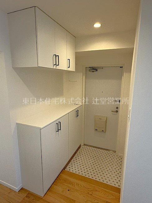 羽根沢第三住宅 現地写真（玄関）
