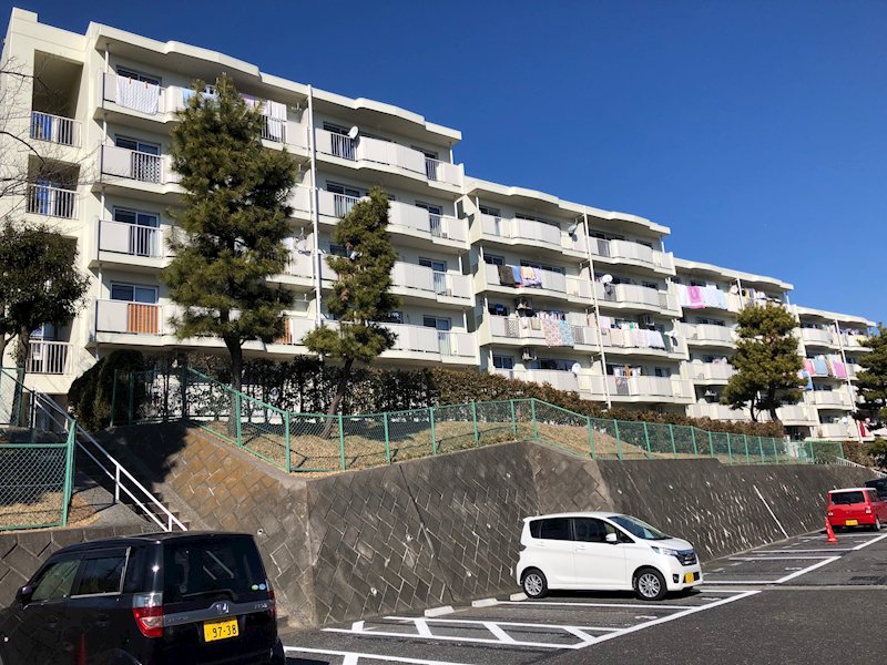 虹ヶ丘団地16号棟 現地写真