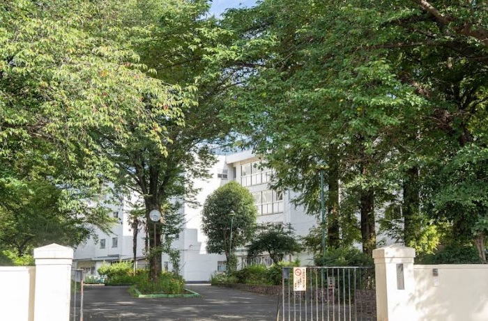滝山団地2街区 中学校