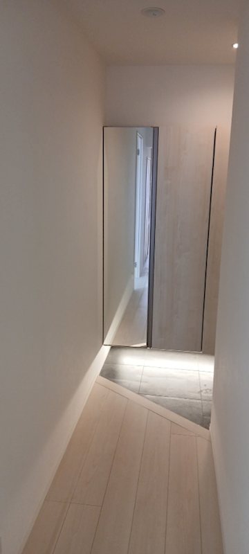 稲毛パークハウスＣ棟 現地写真（玄関）