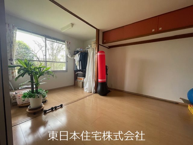 汐見台第12住宅 内観写真（リビング以外の居室）