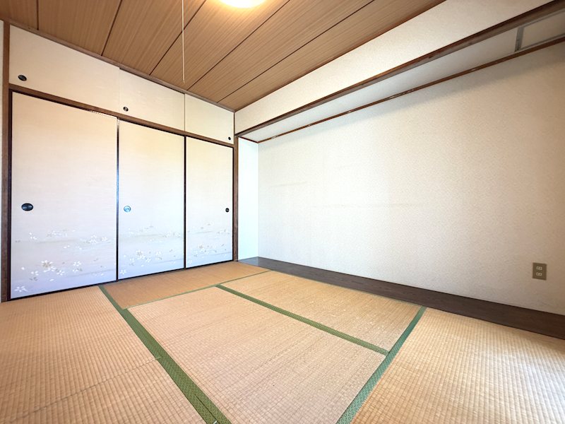 すすき野第3団地6号棟 内観写真（リビング以外の居室）