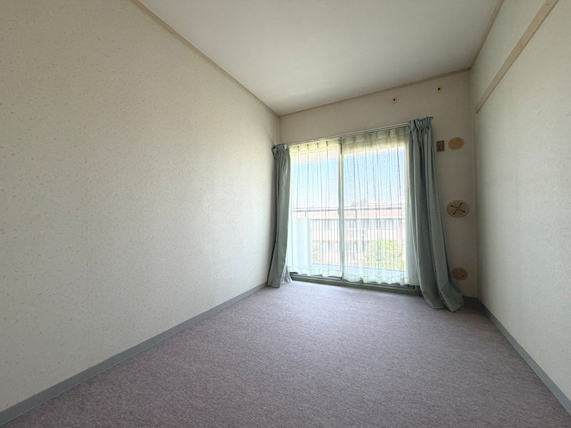 すすき野第3団地6号棟 内観写真（リビング以外の居室）