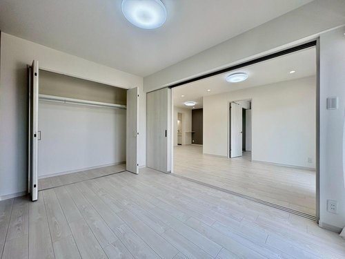 磯子台パークハイツ１号棟 内観写真（リビング以外の居室）