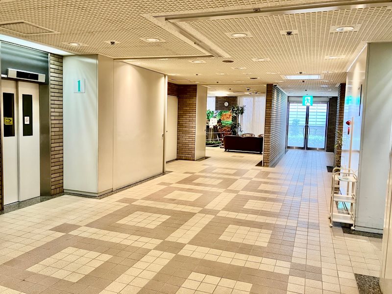 谷塚コリーナ・ライオンズタワー谷塚 共用部写真（エントランス）