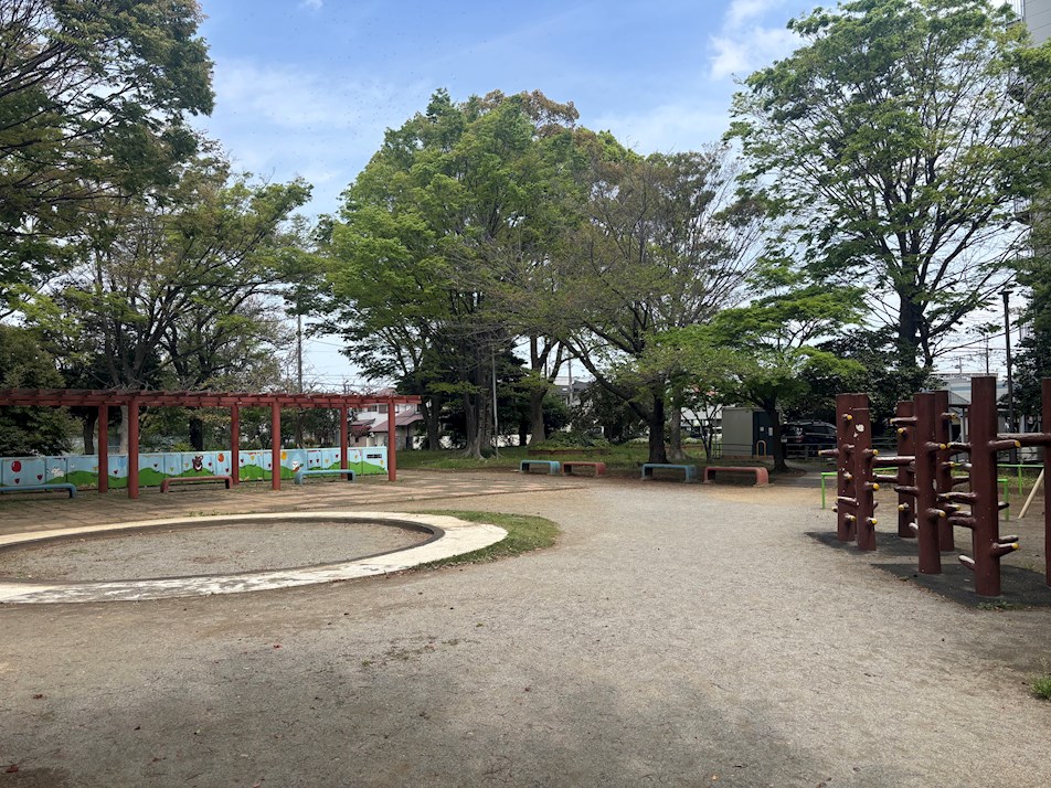 稲毛ファミールハイツ24棟 公園