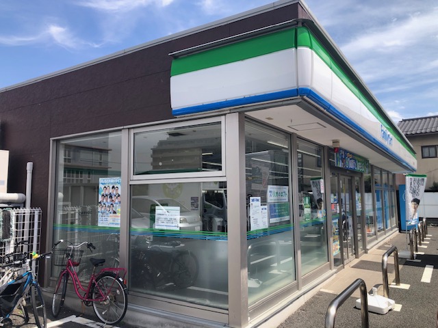 ヴェルデーゾーナ新八柱 コンビニ