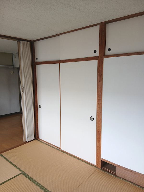 木曽住宅 内観写真（収納）