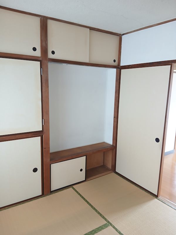 木曽住宅 内観写真（収納）