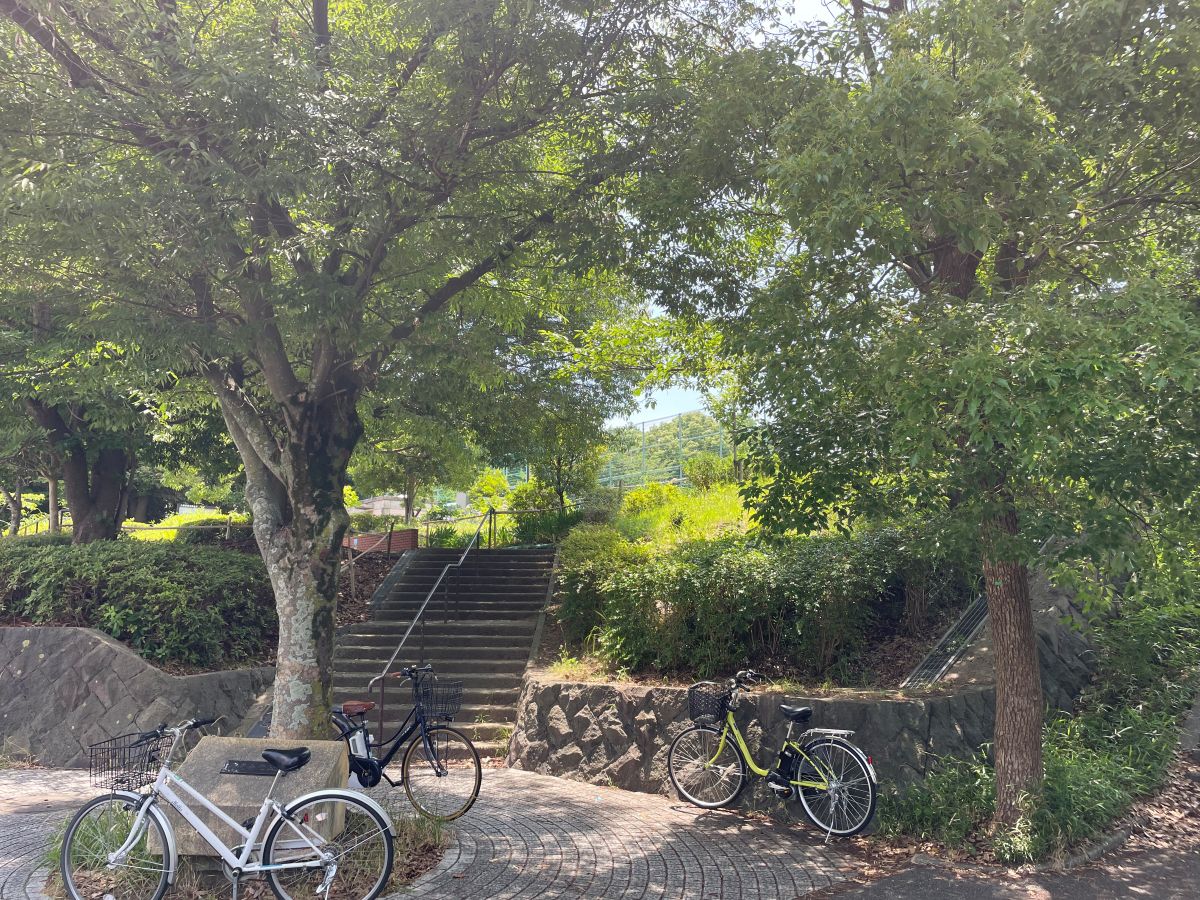 クリオ磯子上中里壱番館 公園