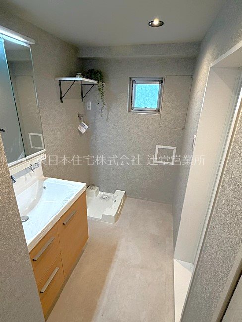 羽根沢第二住宅 内観写真（洗面台・洗面所）