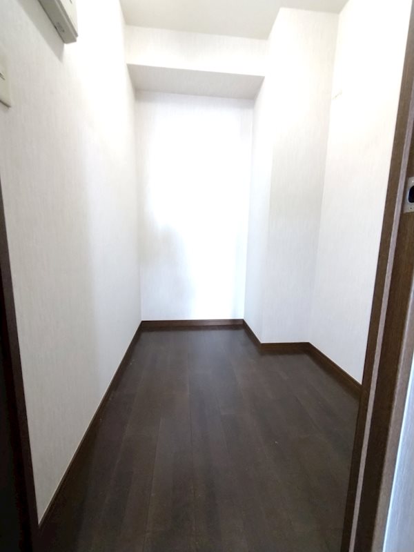 中銀ライフケア白井(中高齢者専用分譲マンション) 内観写真（収納）
