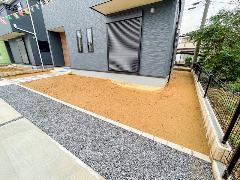 千葉県鎌ケ谷市鎌ケ谷６丁目 現地写真（庭）