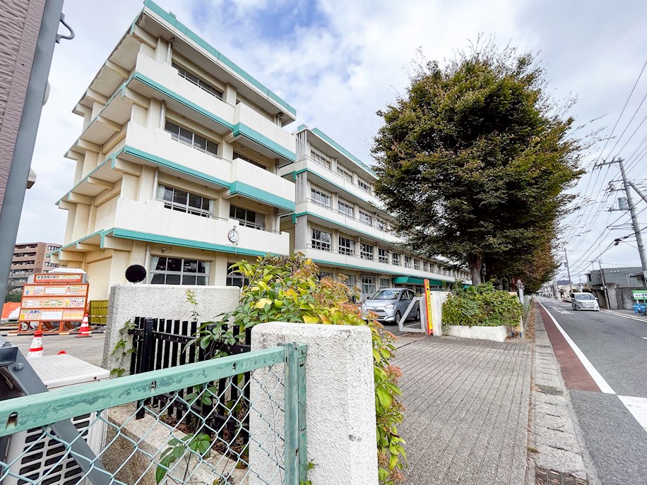 千葉県千葉市若葉区小倉町 中学校