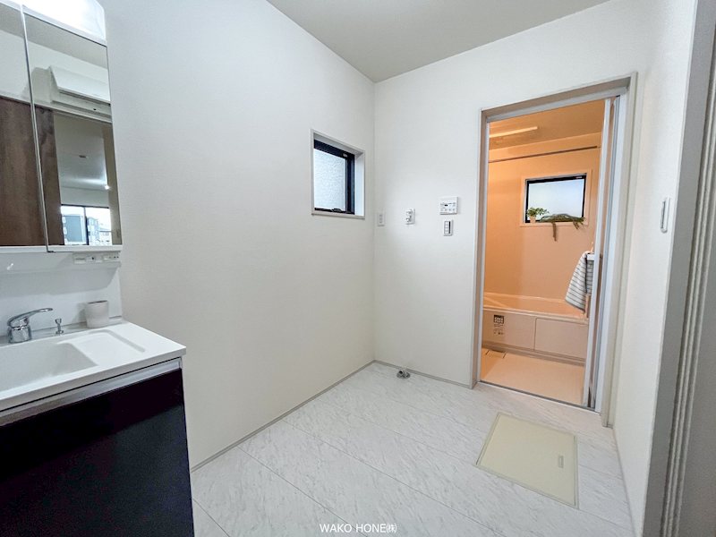 千葉県千葉市稲毛区小中台町 内観写真（洗面台・洗面所）