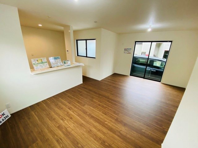 千葉県千葉市稲毛区宮野木町 内観写真（リビング）