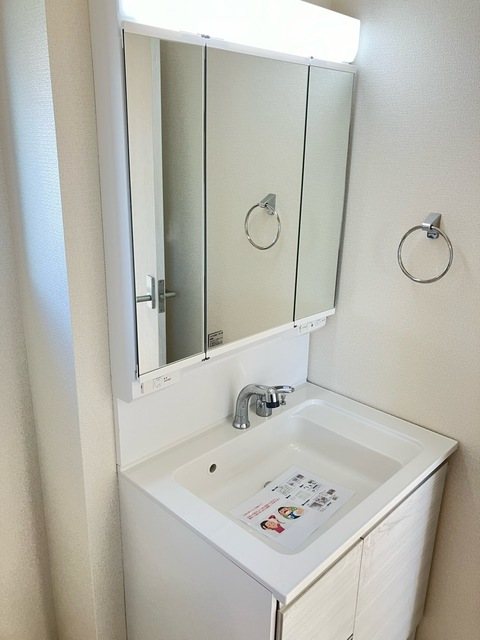 千葉県君津市台２丁目 内観写真（洗面台・洗面所）