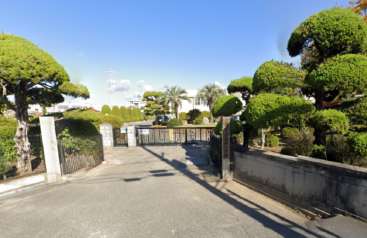 西中新田　(店舗、事業用) 小学校
