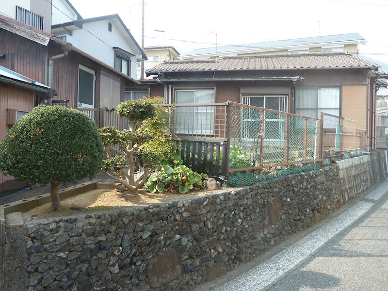 葛原高松一丁目売土地 間取図・土地図