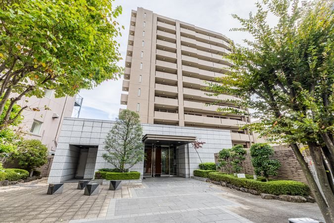 コスモハイセレサ川口本町 外観写真