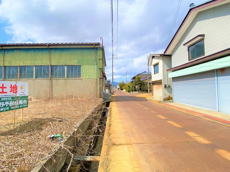 燕市水道町４丁目　売土地 現地写真（前面道路含む現地写真）