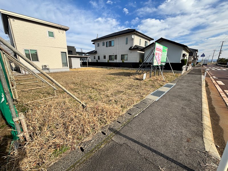 グリーンヒルズ笈ケ島　B-2 現地写真（前面道路含む現地写真）