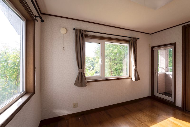 青葉台３丁目　中古住宅 内観写真（リビング以外の居室）