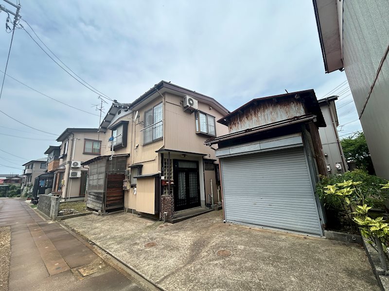 寿3丁目　中古住宅 現地写真