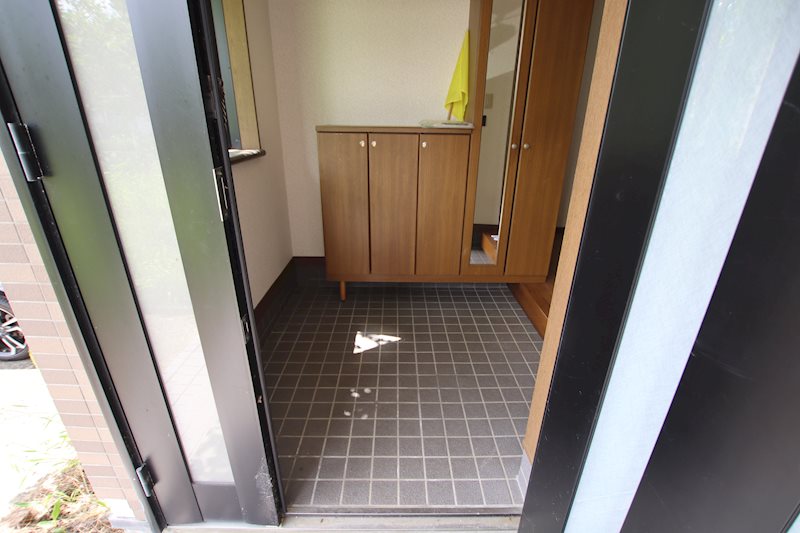 川崎町　中古住宅 現地写真（玄関）