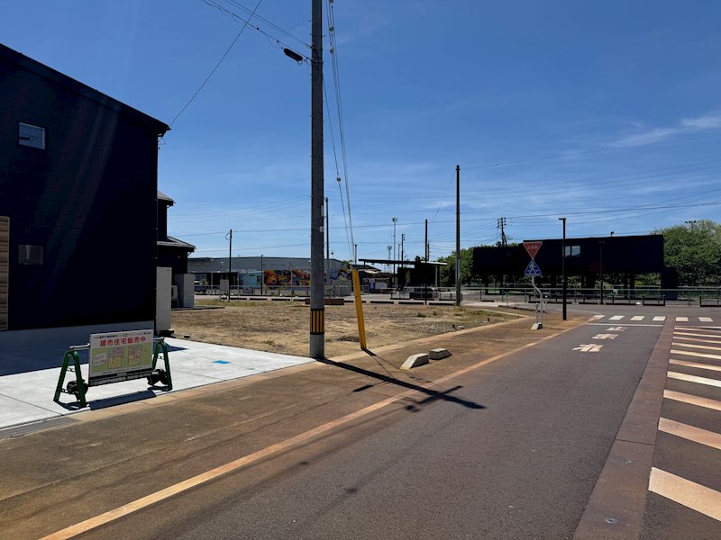 【新築】吉田南分譲住宅 現地写真（前面道路含む現地写真）