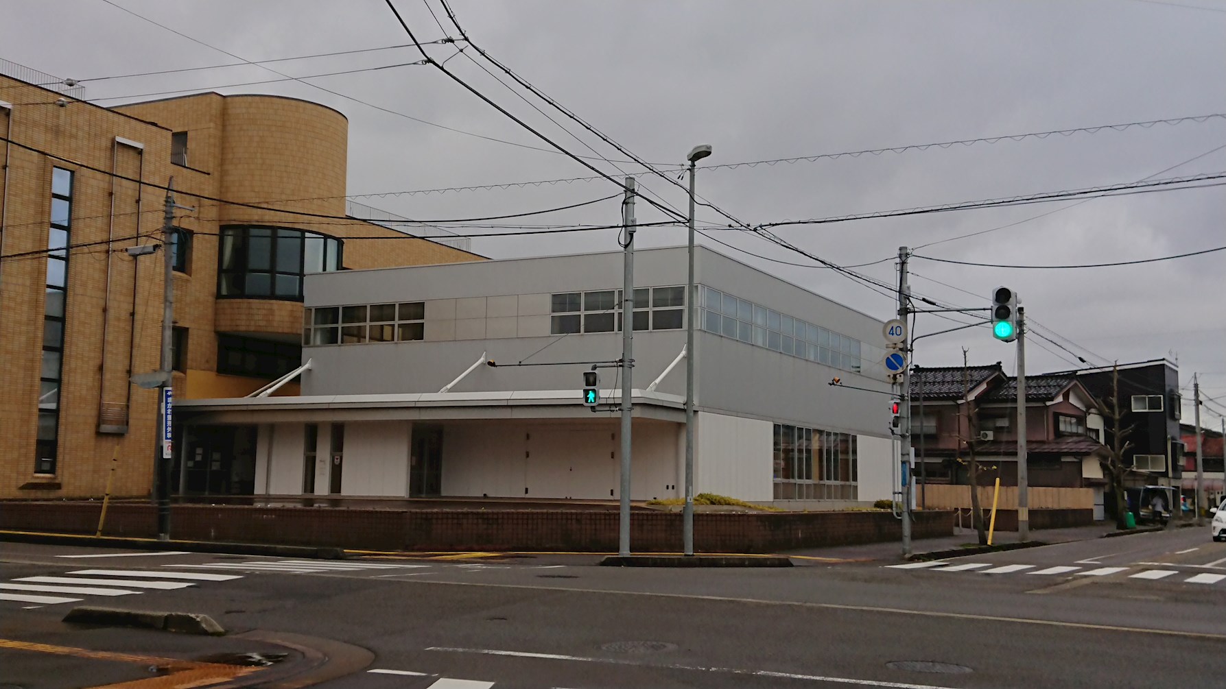 長岡市千手三丁目 公共施設