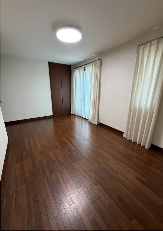 今朝白1丁目　中古住宅 内観写真（寝室）