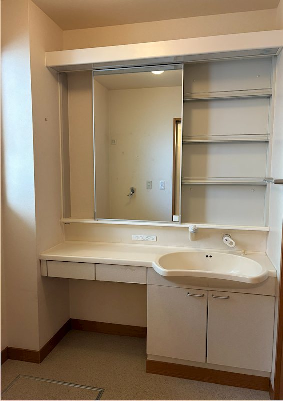 今朝白1丁目　中古住宅 内観写真（洗面台・洗面所）