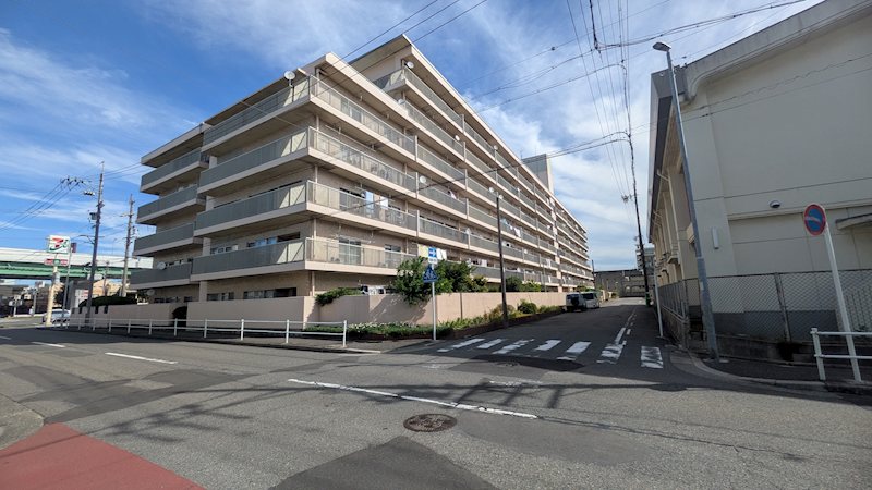 岩塚町スカイマンション401 外観写真