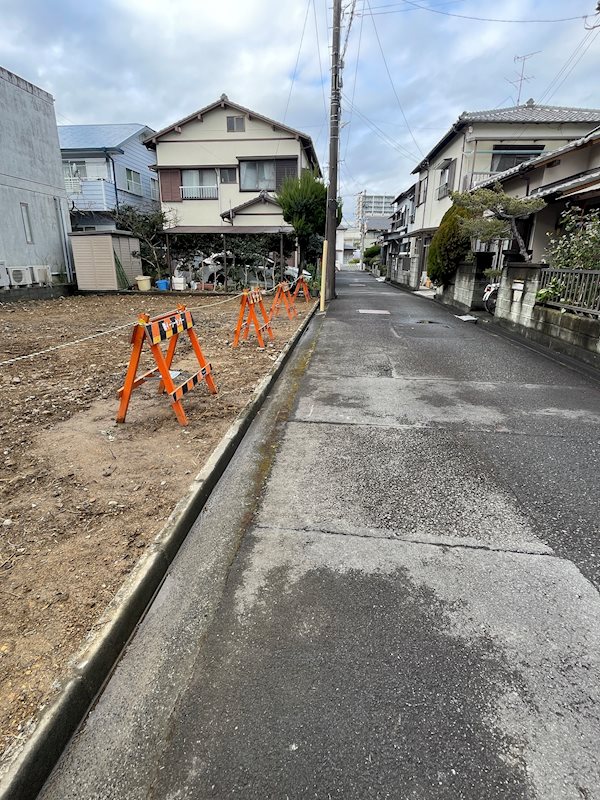 曲金七丁目　売土地 現地写真（前面道路含む現地写真）