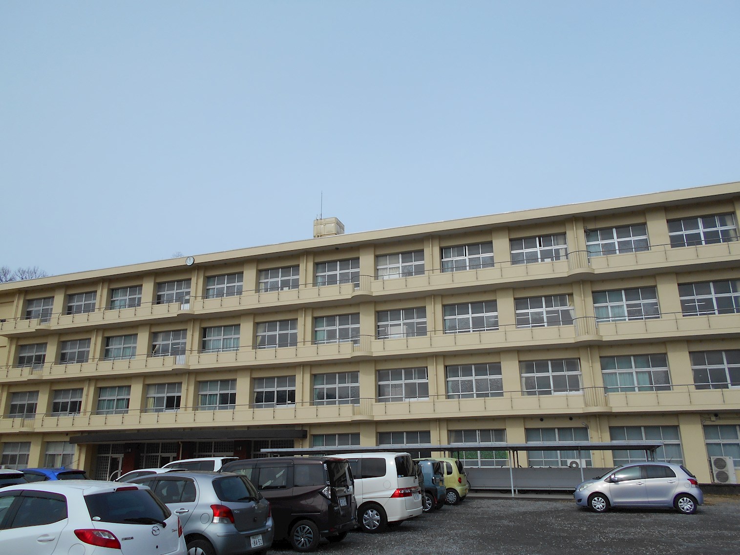 伊豆の国市長岡　土地 中学校