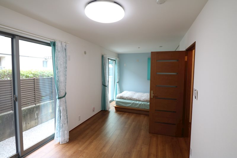 大岩2丁目中古戸建 内観写真（子供部屋）