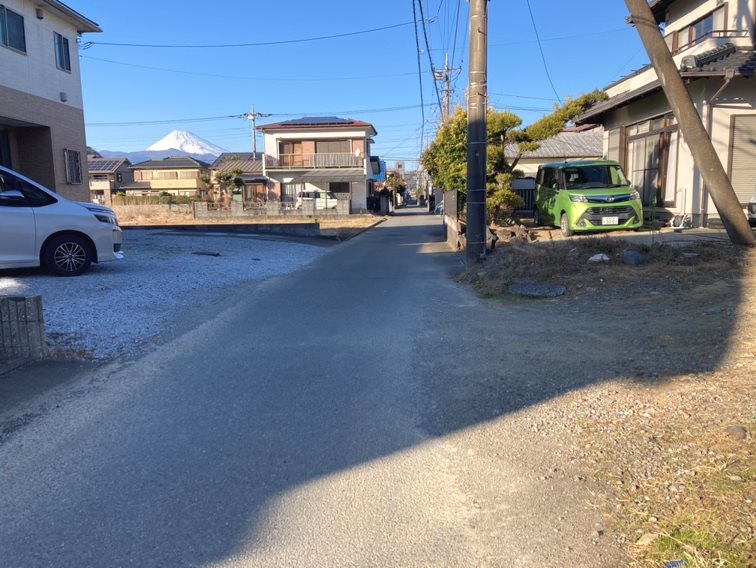 駿東郡清水町徳倉80-4　土地 現地写真（前面道路含む現地写真）