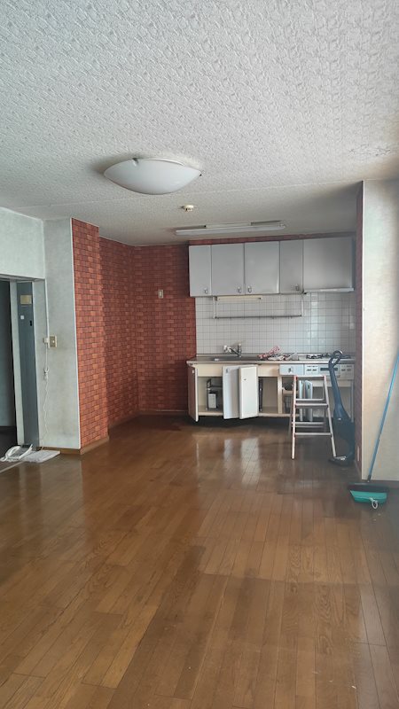 沼津市大手町5-10-2　一棟 内観写真（リビング）