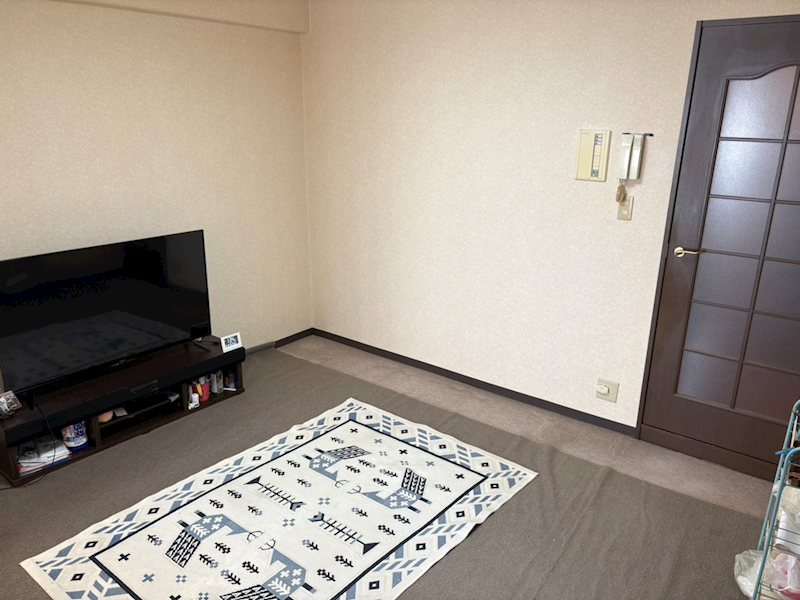 エンゼルハイム岡一色第１ 内観写真（リビング）
