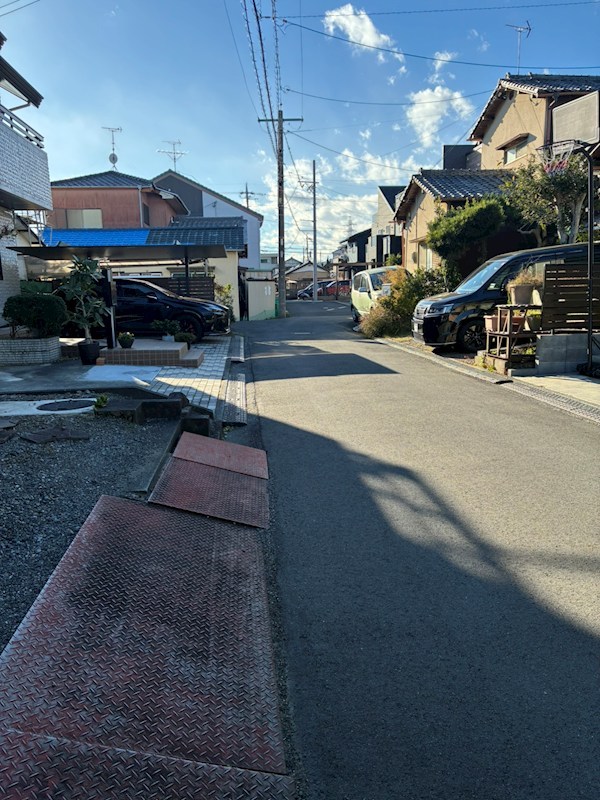 瀬名中央２丁目　土地 現地写真（前面道路含む現地写真）