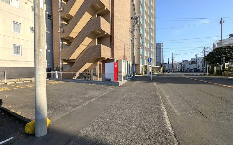 泉町　売土地 現地写真（前面道路含む現地写真）