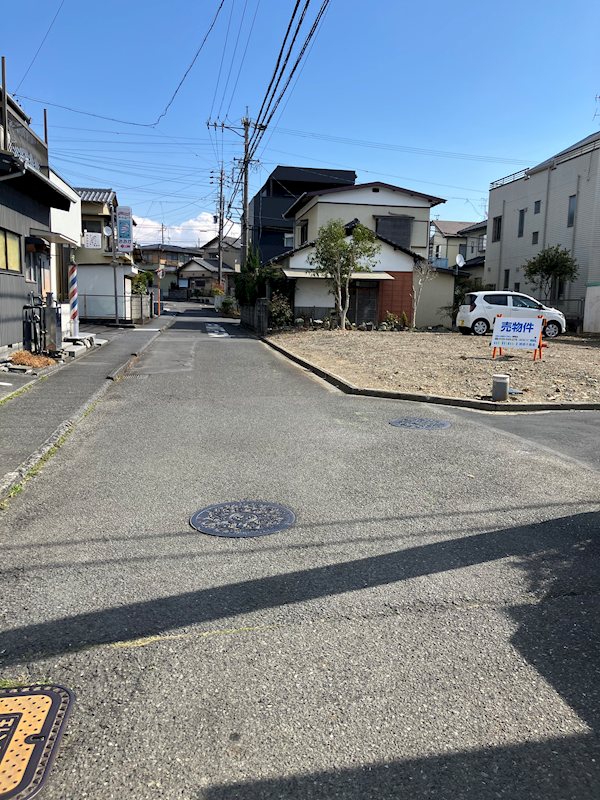 高橋一丁目売り土地 現地写真（前面道路含む現地写真）