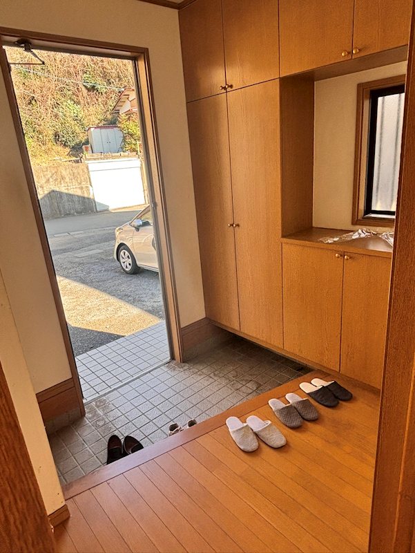 静岡県静岡市駿河区向敷地５丁目14-30 現地写真（玄関）