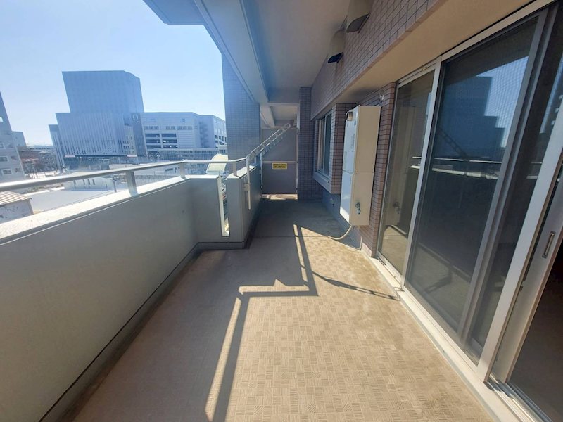 メゾングランツ藤枝407 現地写真（バルコニー）