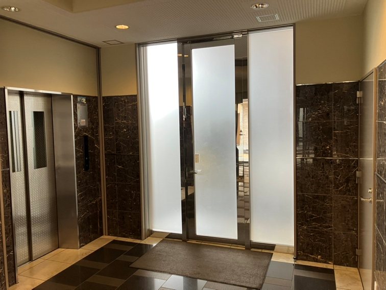 グランサラ焼津EAST TOWER 共用部写真（エントランス）