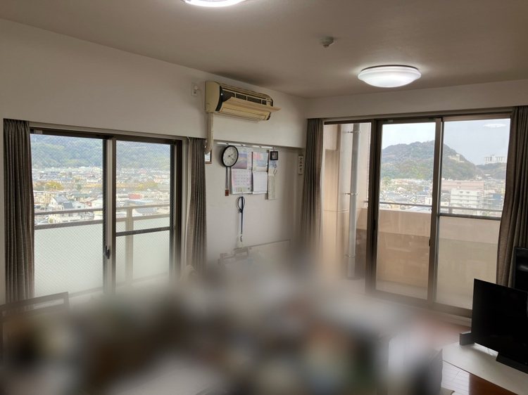 グランサラ焼津EAST TOWER 内観写真（リビング）