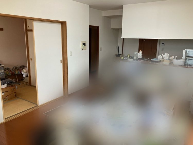 グランサラ焼津EAST TOWER 内観写真（リビング）
