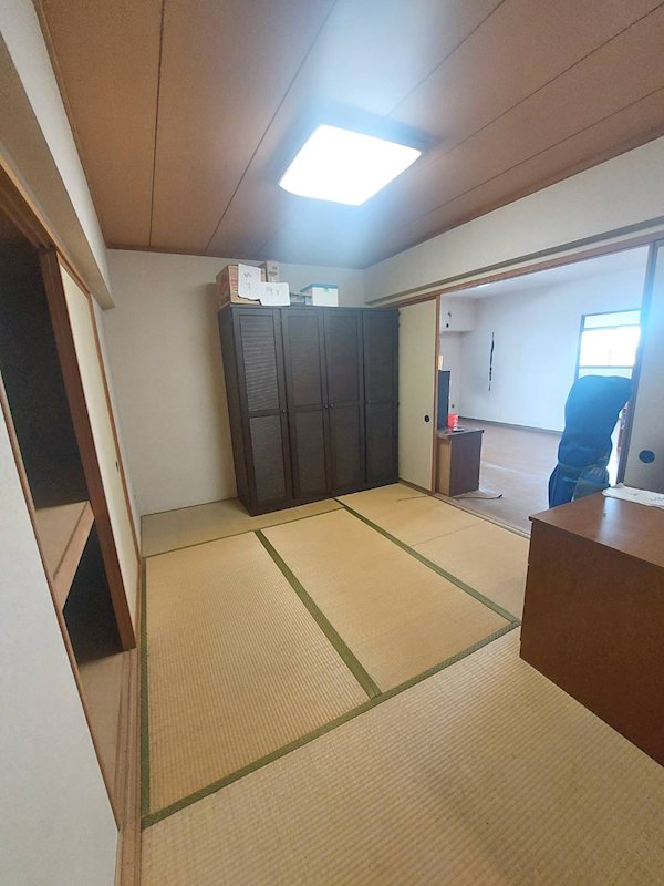 エンブル・シティ焼津506 内観写真（リビング以外の居室）